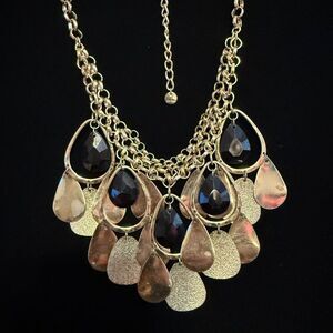 Chunky Gold Tone Georgian Style Chain Teardrop Bib Statement Necklace